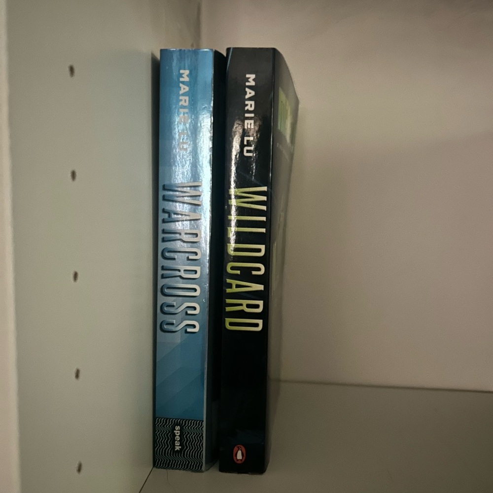 Marie Lu Paperback Warcross Series Book Set